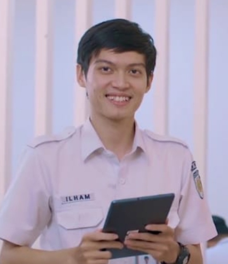 Herdiansyah Ilham staff restaurant & catering di LOKO Cafe yang sudah menggunakan sistem manajemen stok dan merasa dimudahkan dalam menjalankan kegiatan di restaurant